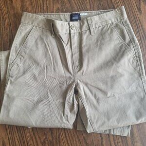 Gap Khakis womens straight leg, 29/30, appear to be new!